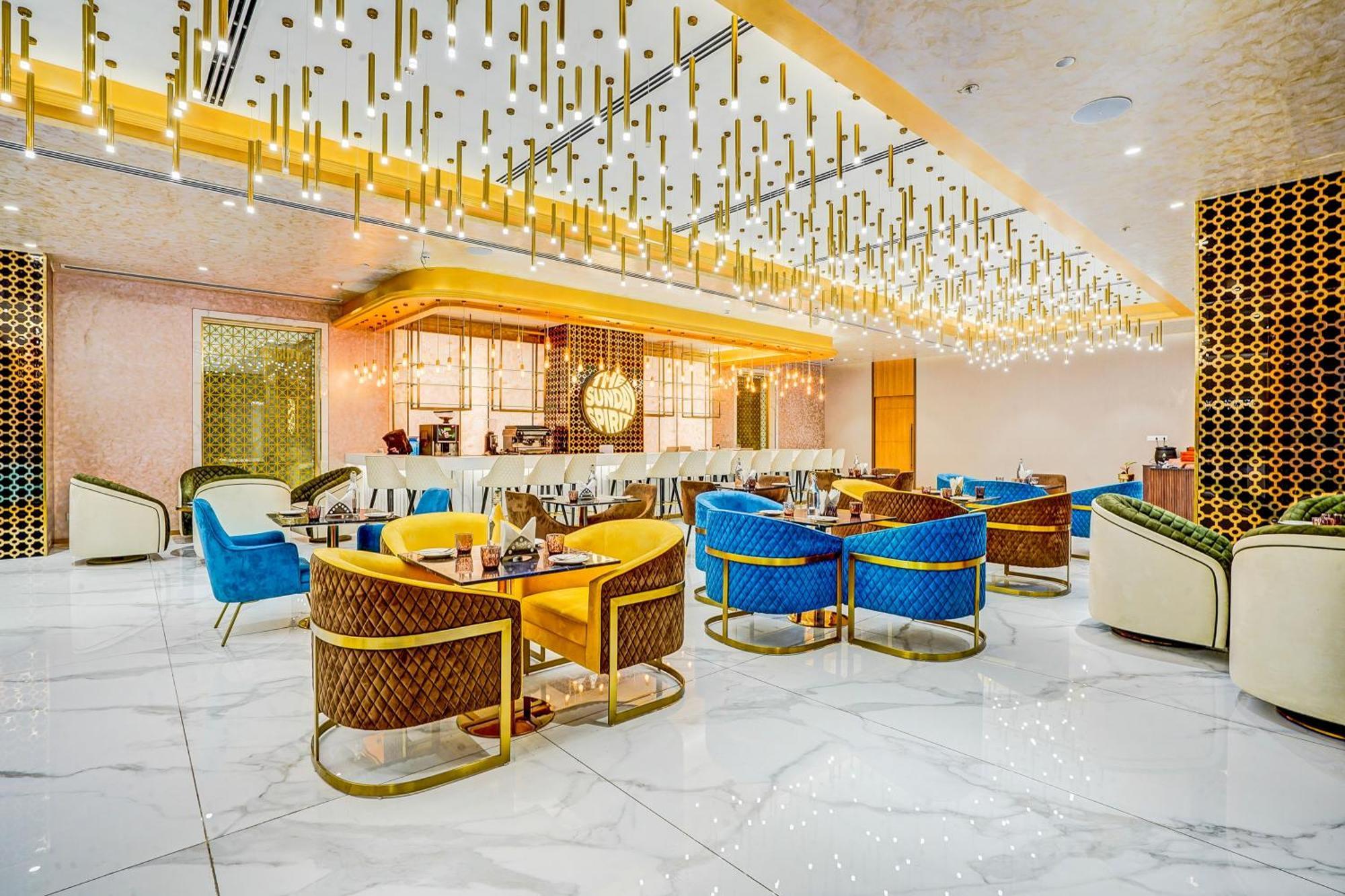 Sunday Hotels And Residences غورغاون المظهر الخارجي الصورة