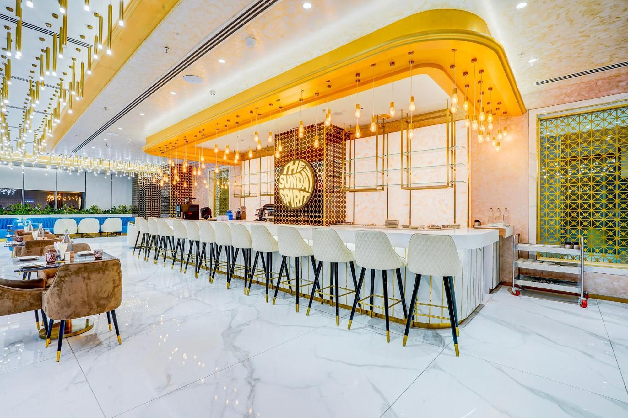 Sunday Hotels And Residences غورغاون المظهر الخارجي الصورة