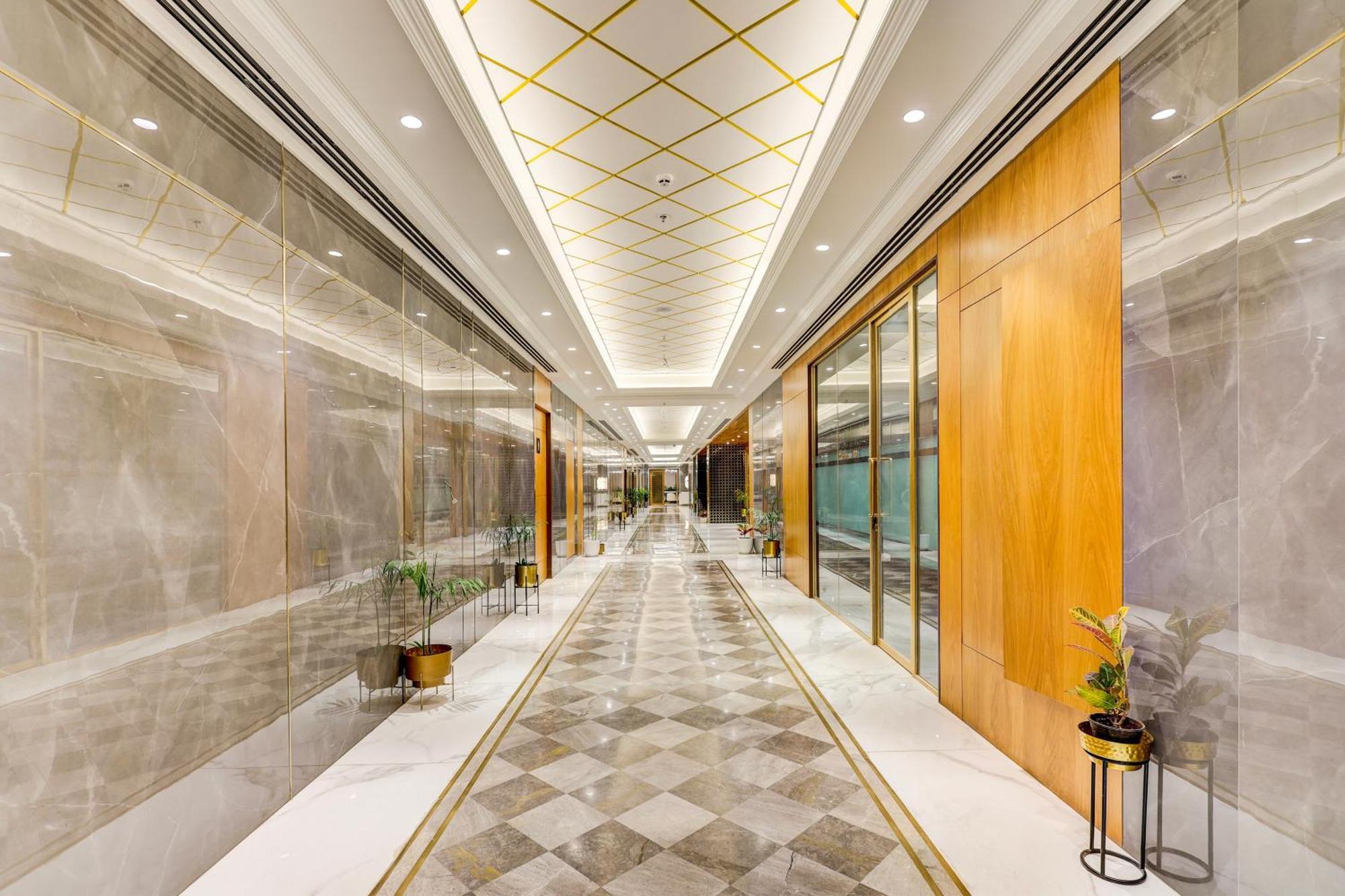 Sunday Hotels And Residences غورغاون المظهر الخارجي الصورة