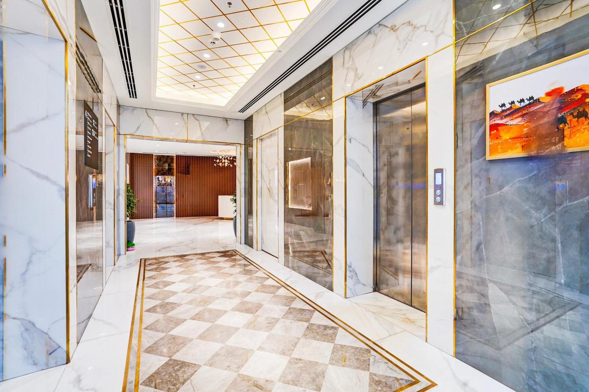 Sunday Hotels And Residences غورغاون المظهر الخارجي الصورة